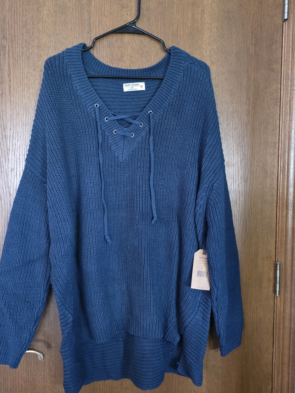 Ruff Hewn Lace-Up V-Neck Chunky Knit Sweater in Teal